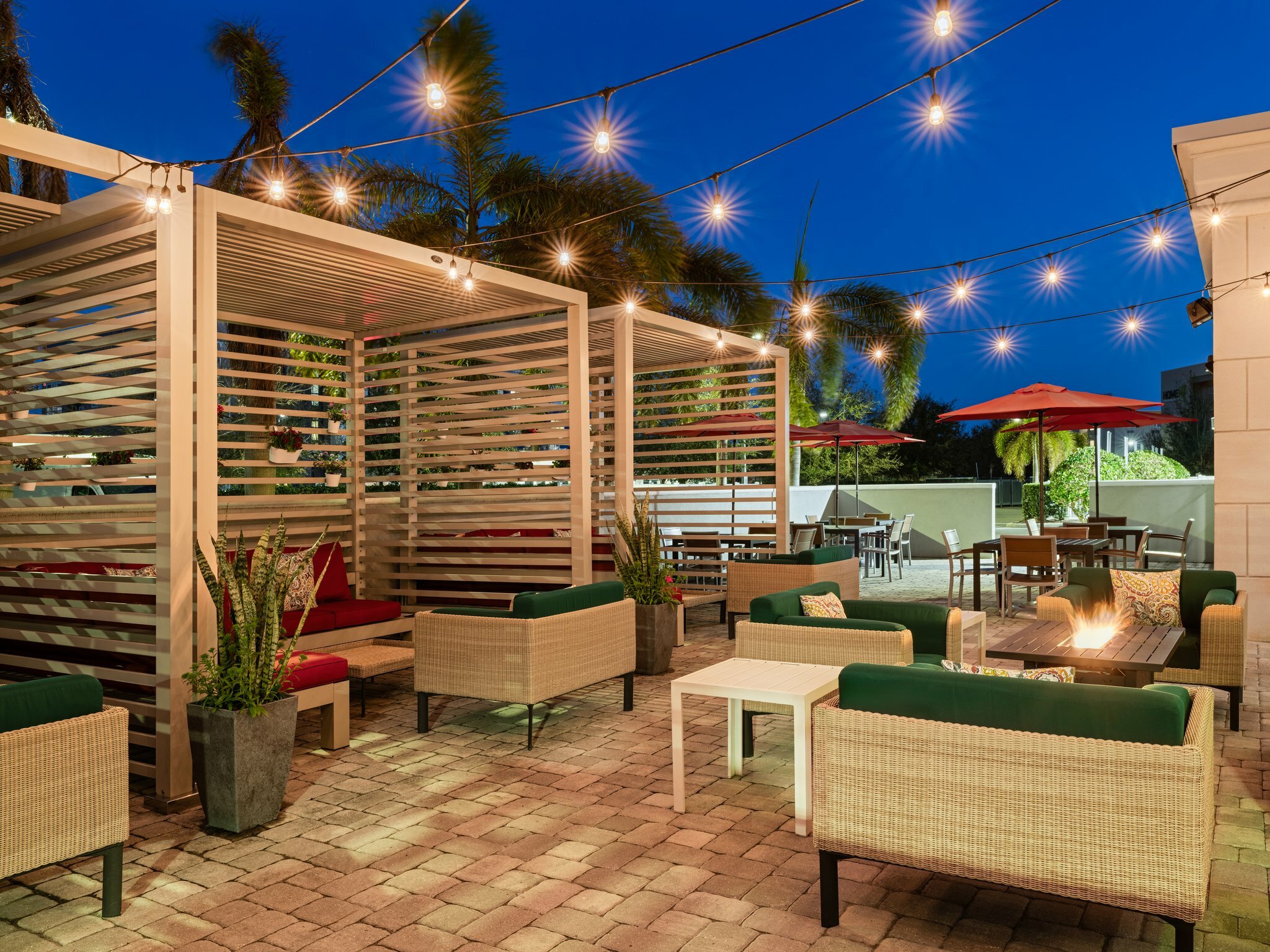 Фото Holiday Inn & Suites Orlando I-drive - Theme Parks by Ihg