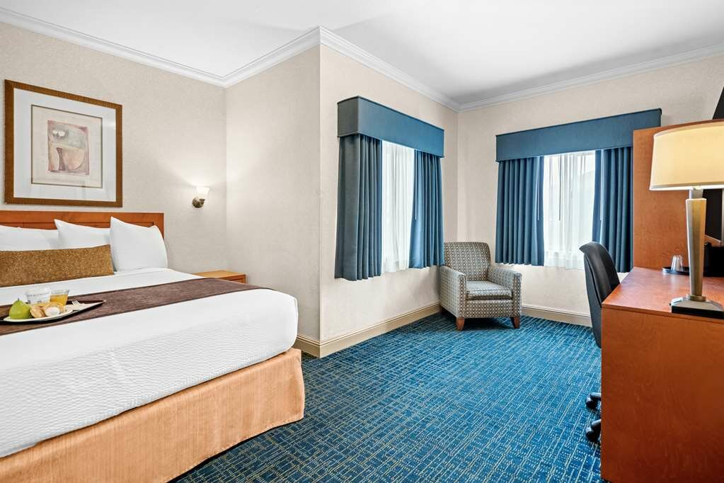 Фото Best Western De Anza Inn