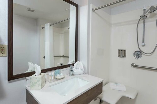 Гостиница Hampton Inn Fall River/Westport в Сомерсете
