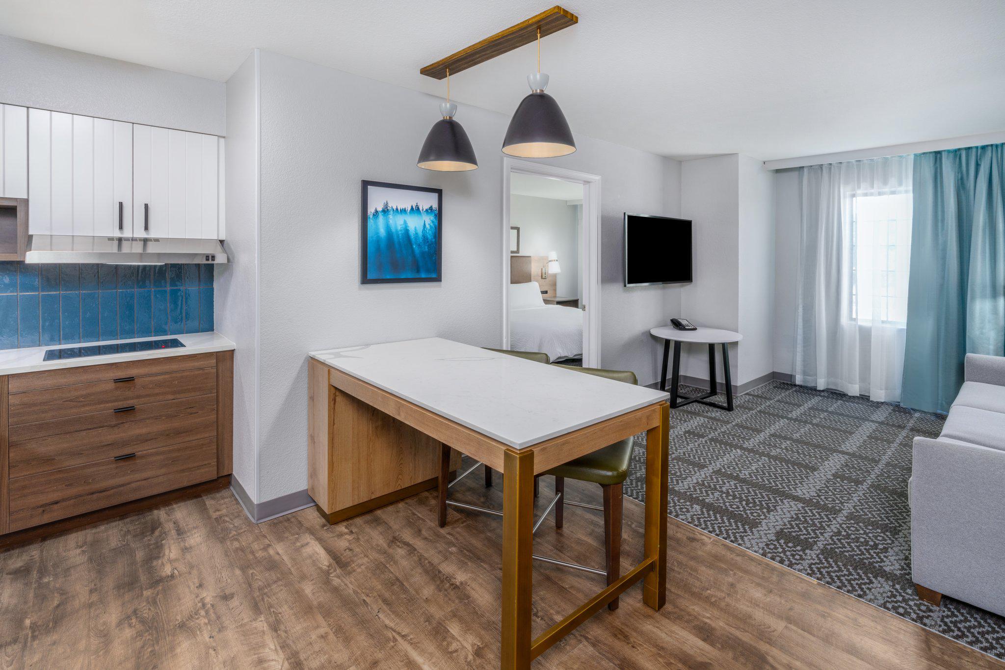 Фото Staybridge Suites Denver - Cherry Creek, an Ihg Hotel