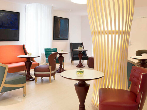 Гостиница Mercure Paris Levallois Perret Hotel в Курбевуа
