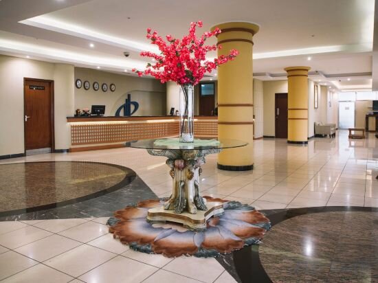 Hotel Panari Hotel, Nairobi, photo