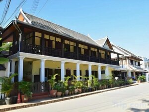 отель Villa Somphong