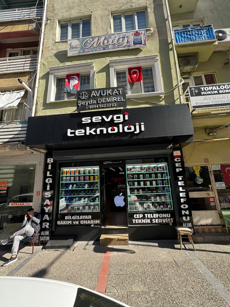 Mobile phone store Sevgi Communication, Balikesir, photo