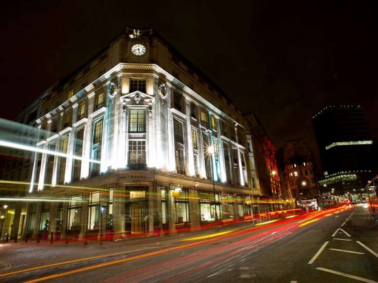 Фото The Trafalgar St. James London, Curio Collection by Hilton