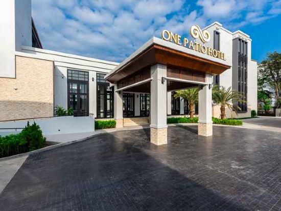 Фото One Patio Hotel Pattaya