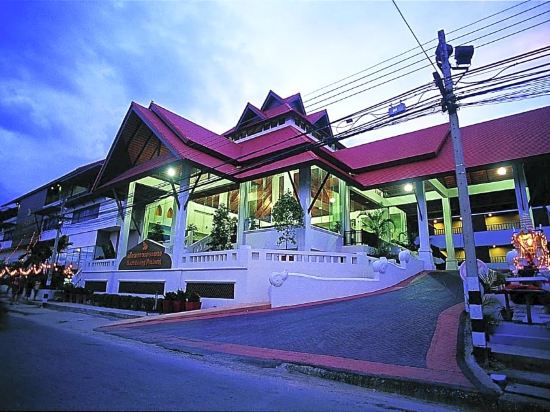 Фото отеля 1