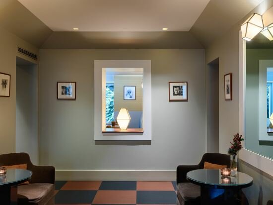 Фото Hôtel A La Villa des Artistes