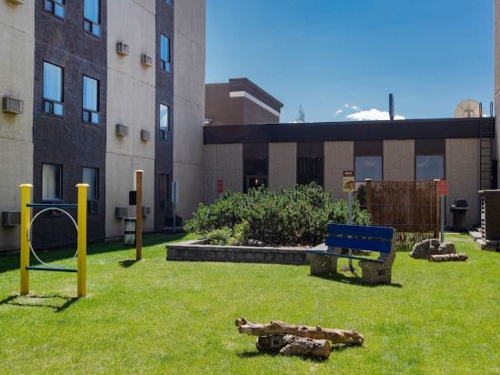 Фото Travelodge Edmonton West