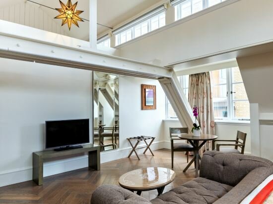 Фото The Lalit London