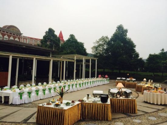 Фото Brilliance Garden Hotel