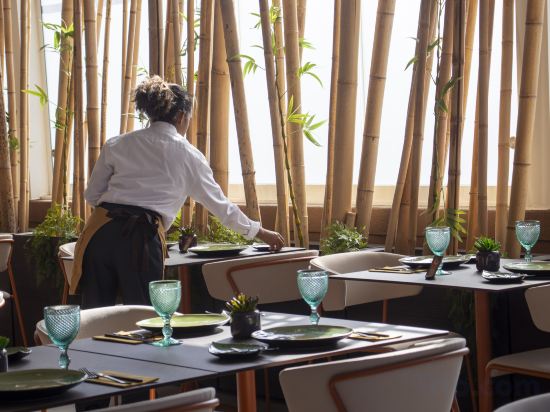 Фото VIP Executive Picoas Hotel