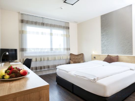 Фото Villmergen Swiss Quality Hotel