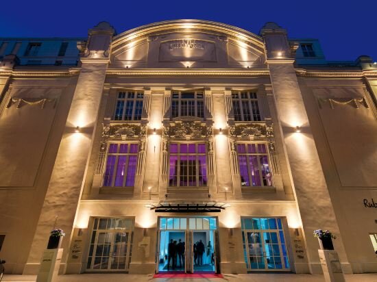 Фото отеля 2