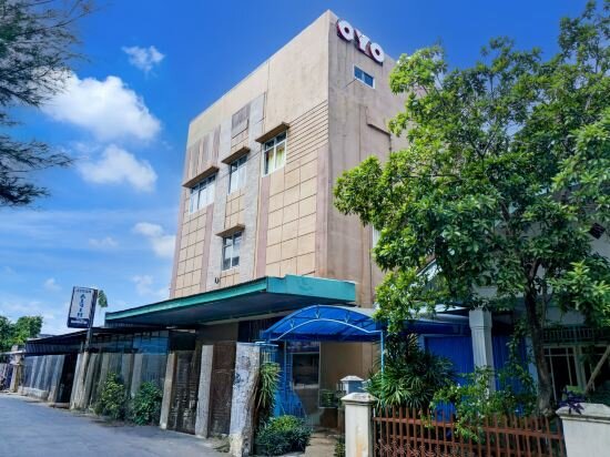 Hotel RedDoorz near Palembang Square Mall 2, Palembang, photo