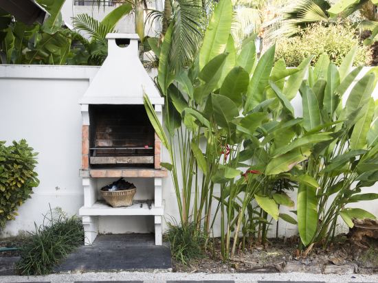 Фото Baan Santhiya Private Pool Villas