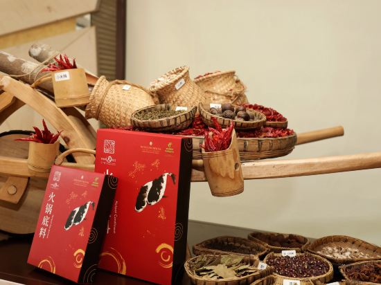 Фото Holiday Inn Chengdu Century City East Tower