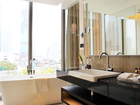 Фото Amara Bangkok Hotel