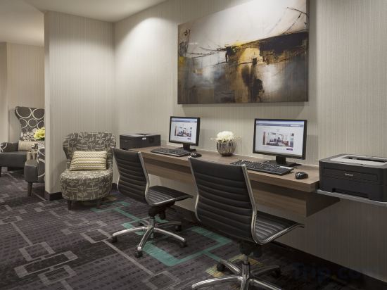 Фото Residence Inn by Marriott Toronto Airport