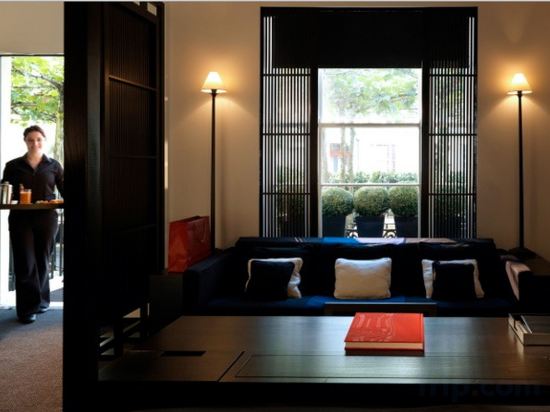 Фото La Suite West - Hyde Park