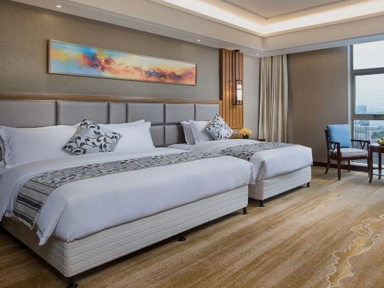 Фото Ramada by Wyndham Riyadh