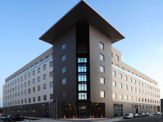 Фото отеля 2