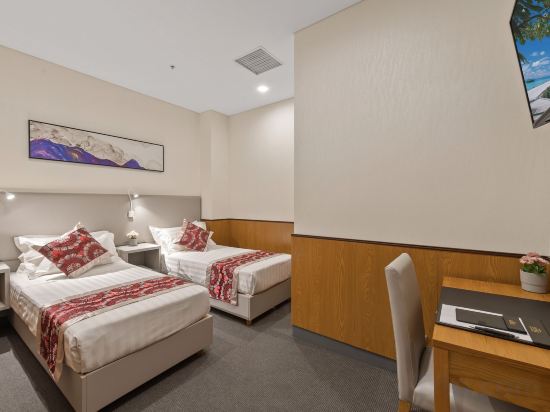 Фото YEHS Hotel Sydney QVB