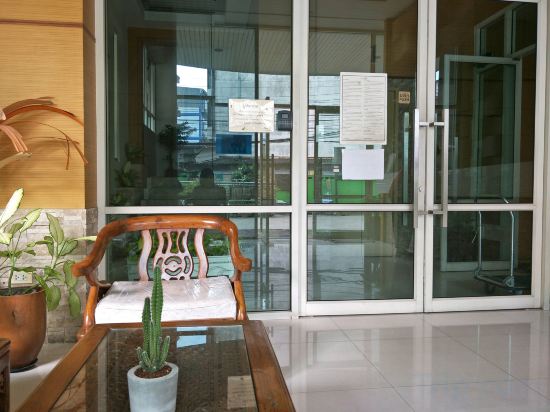 Фото Thana Place Charunsanithwong 34