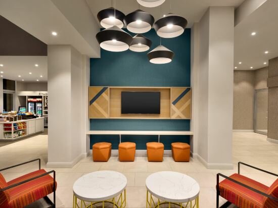 Фото Hilton Garden Inn New York Times Square South