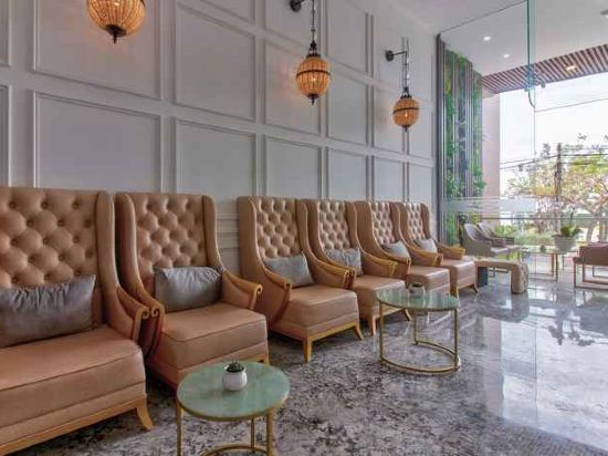 Фото La Vague Hotel