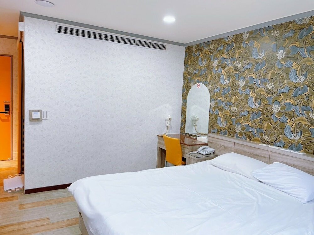 Фото A22 Wei Lu Hotel