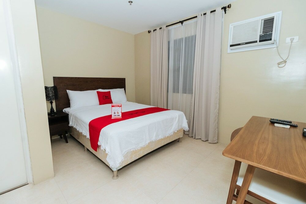 Фото RedDoorz near Osmena Highway 1