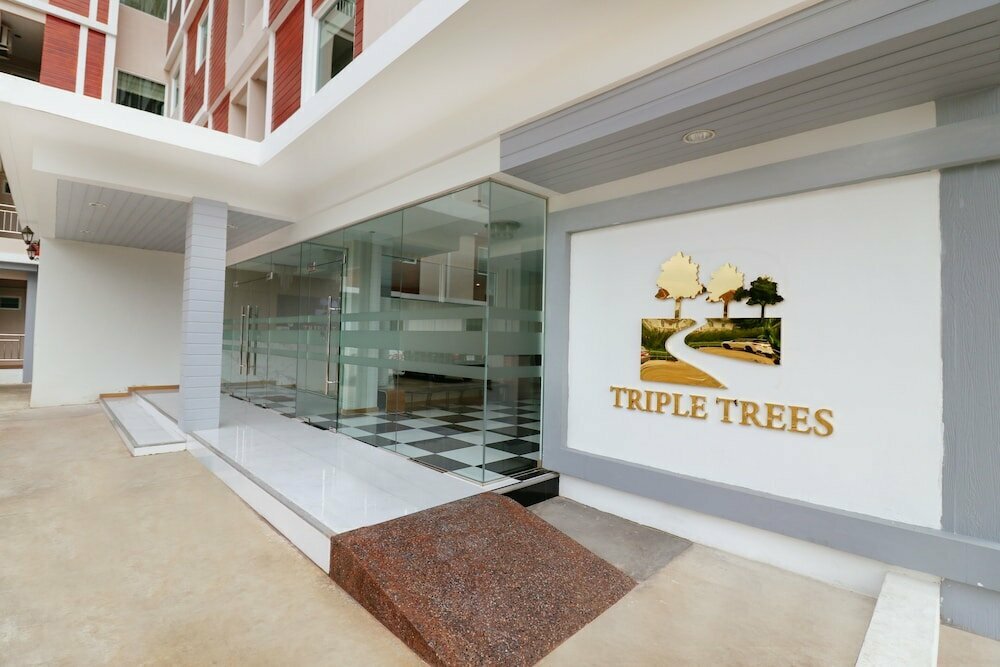 Hotel Triple Trees, Earth, photo
