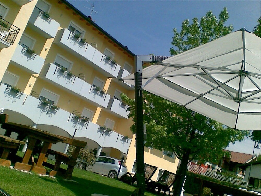 Фото Hotel Daniela