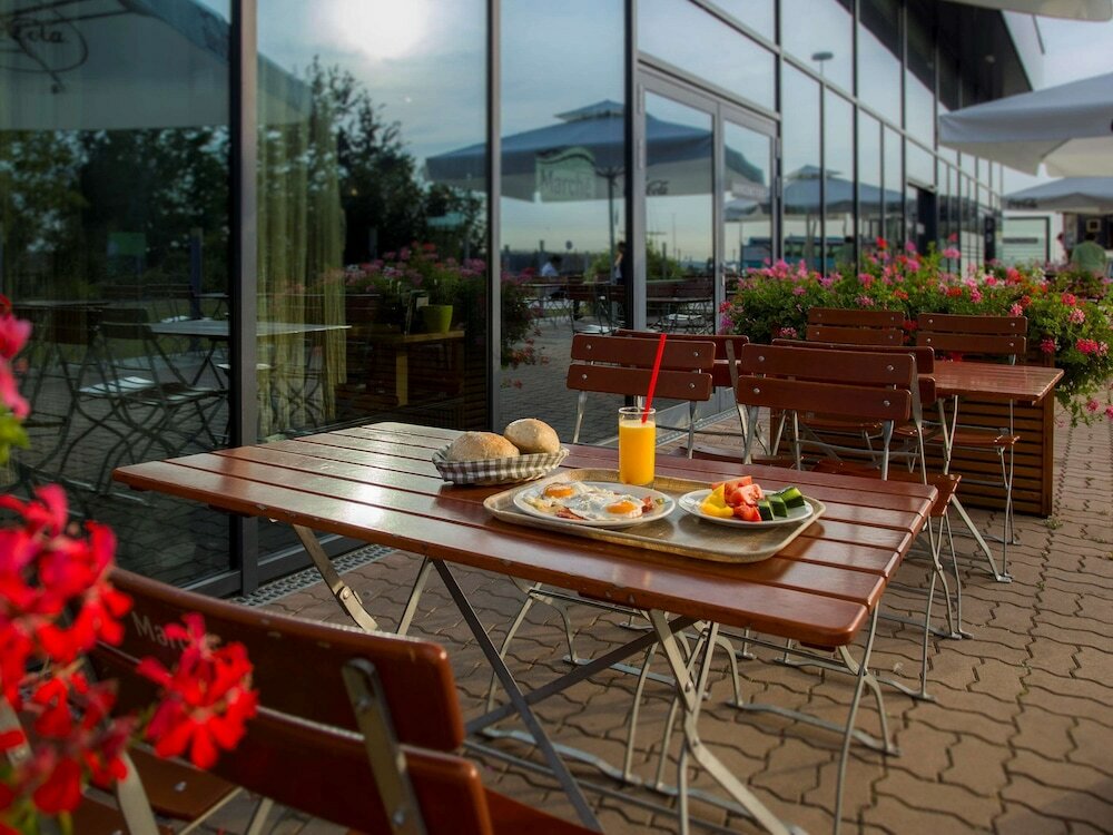 Фото Ibis Vienna Airport