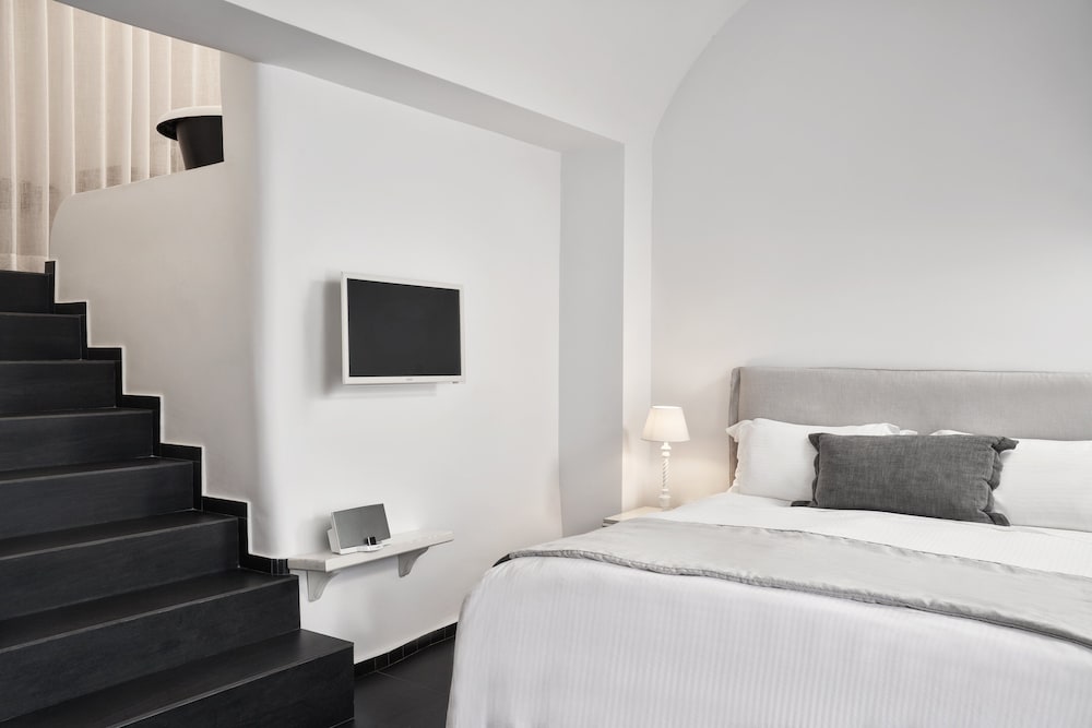 Фото Katikies Santorini - The Leading Hotels Of The World