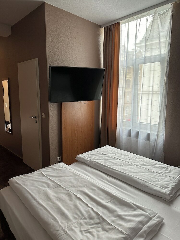 Фото Hotel Expo Frankfurt City Centre