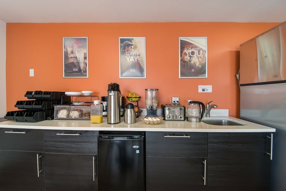 Фото Motel 6 Cranbrook, Bc