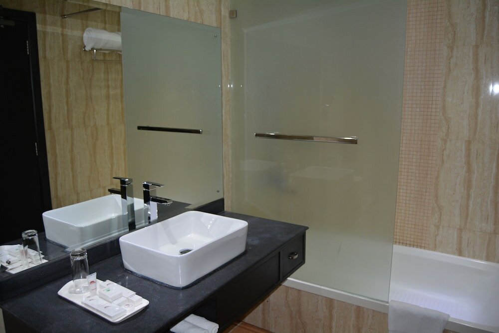 Фото The Olive Hotel