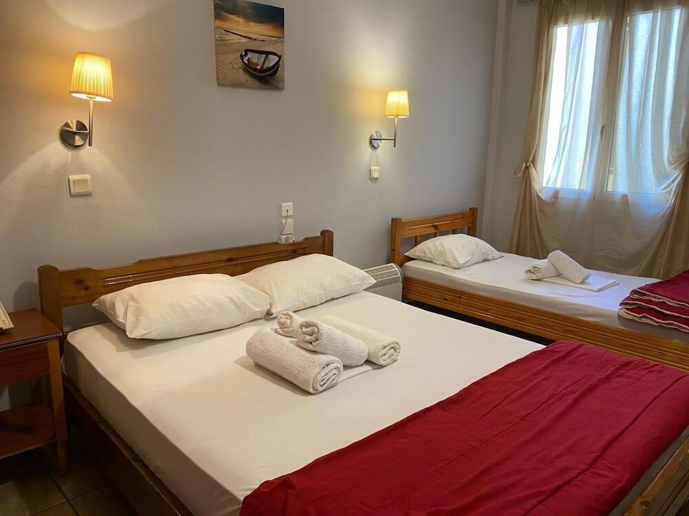 Фото Hotel Ionion