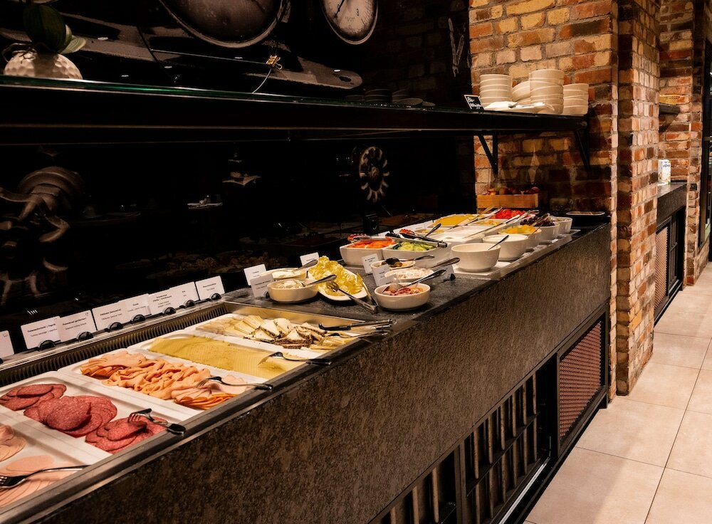 Фото Dorint Hotel Düren