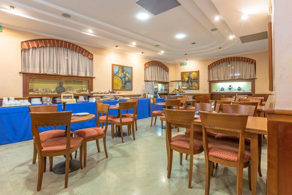 Фото Hotel Traiano