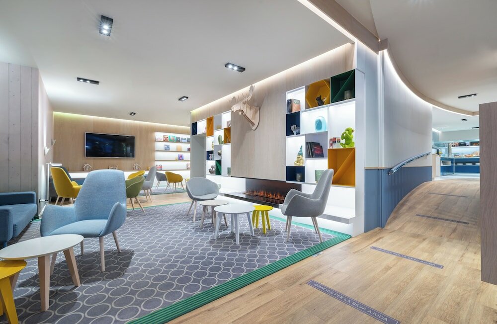 Фото Suites Plaza Hotel & Wellness Andorra