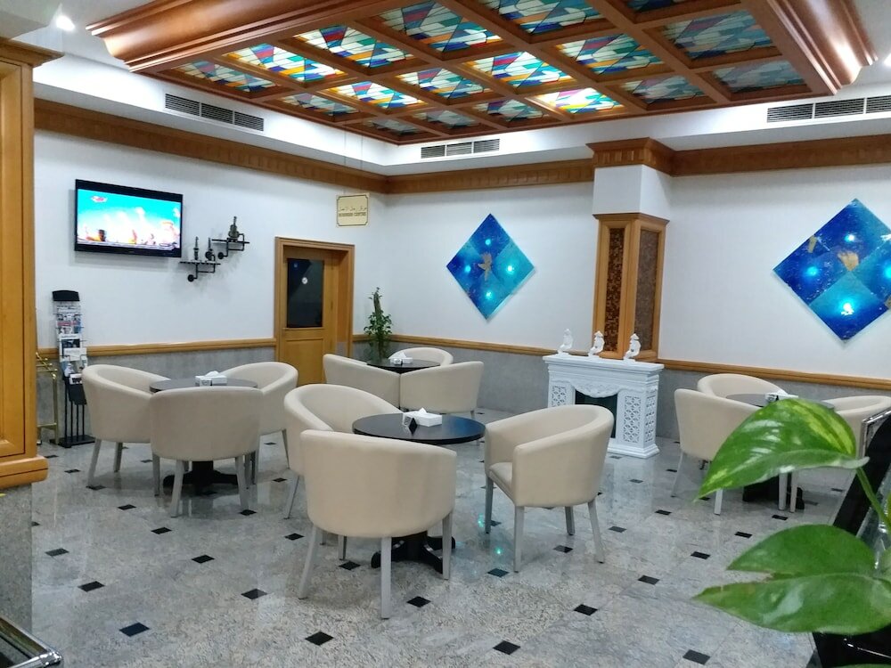 Фото Taj Plaza Hotel