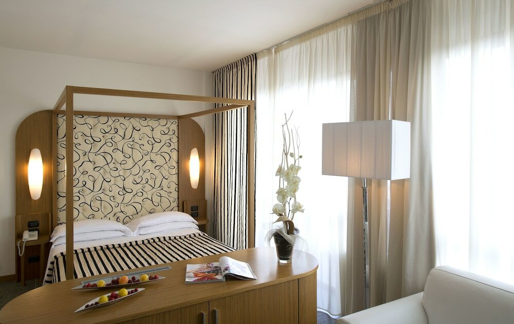 Фото Grand Hotel Admiral Palace