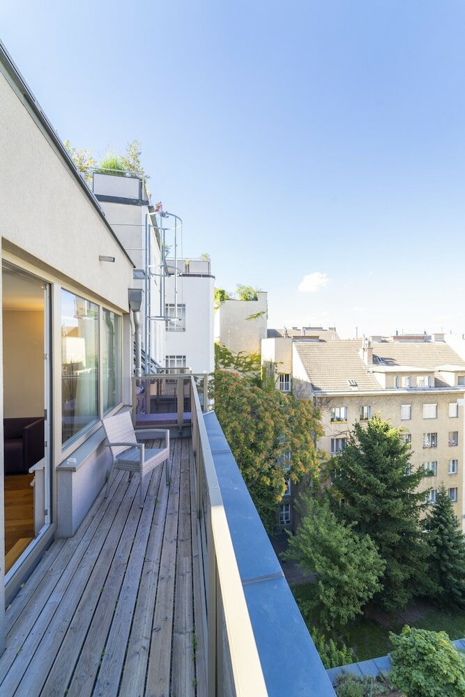 Фото Pakat Suites Hotel