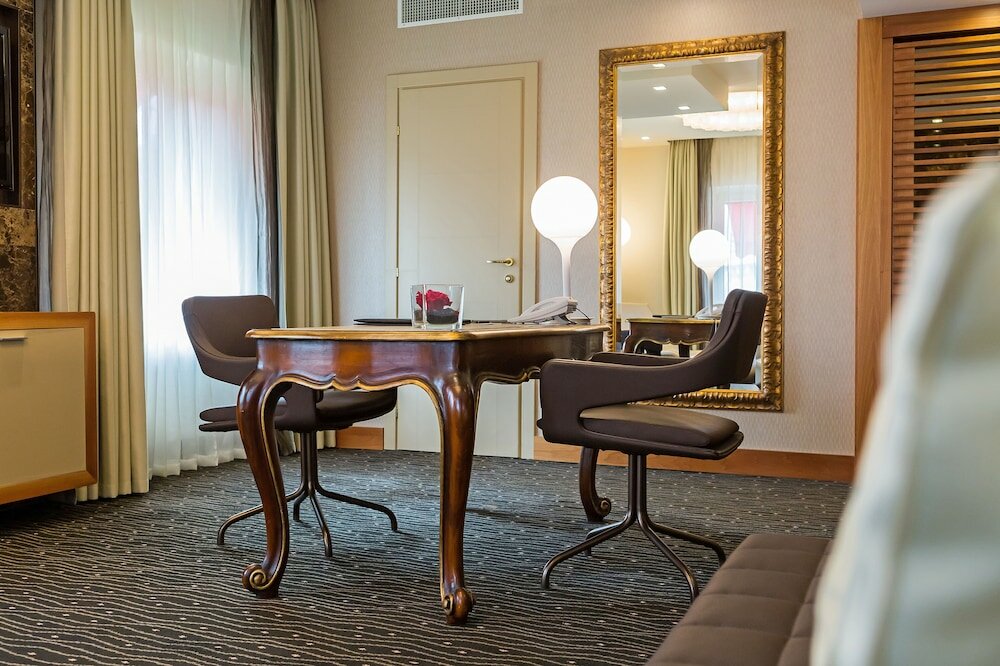 Фото Hotel St. Gotthard