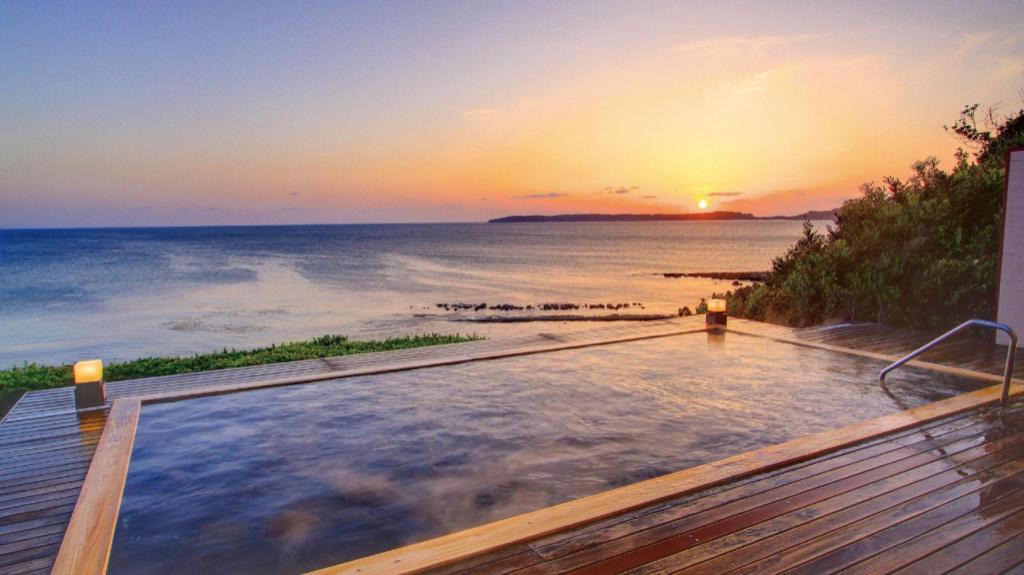 Фото Hotel Nishinagato Resort