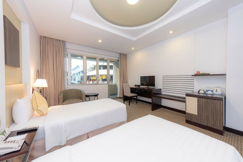 Фото 123677160811