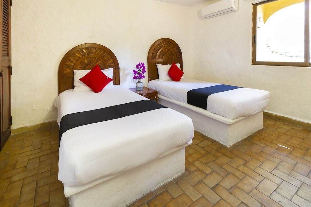 Фото Hotel Plaza Tucanes